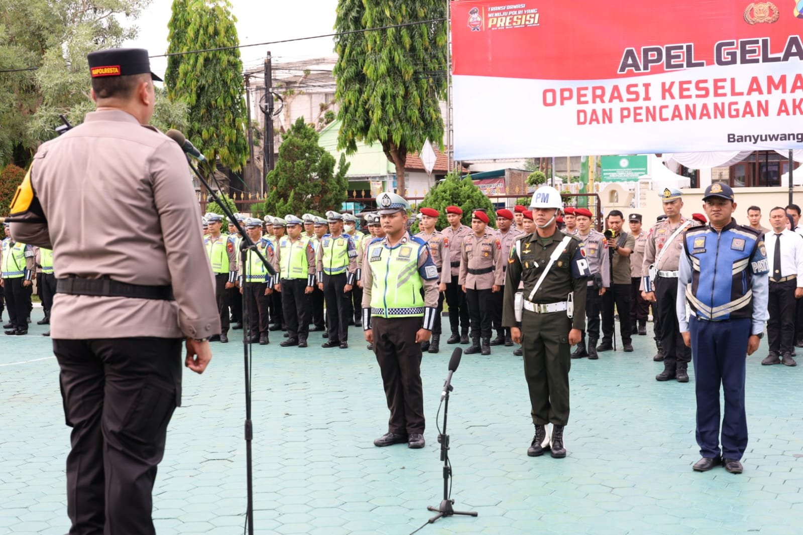 Polresta Banyuwangi Gelar Apel Pasukan Operasi Keselamatan Semeru 2024