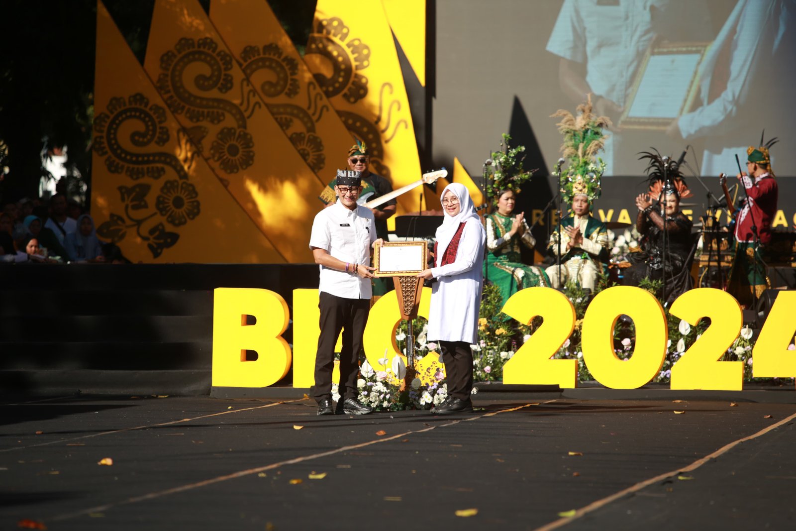 Saksikan Banyuwangi Ethno Carnival, Menparekraf: Acuan bagi Daerah Penyelenggara Event Nusantara