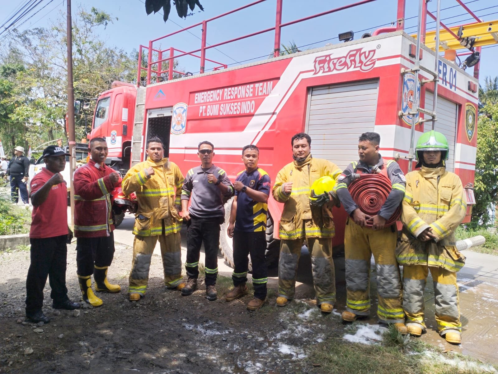 Aksi Tanggap Darurat PT BSI Atasi Kebakaran di Banyuwangi