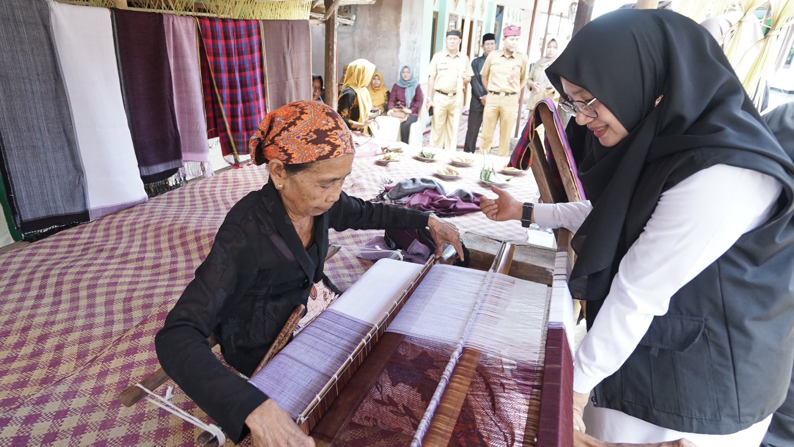 Mengenal Siami, Perajin Tenun Tradisional asal Banyuwangi 