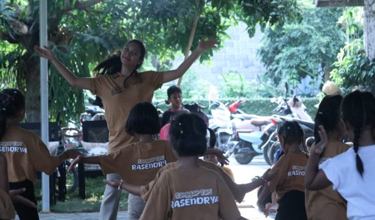 PT BSI Dorong Pelestarian Seni Tari Banyuwangi dari Pesanggaran